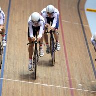 Great Britain's men claimed a close victory over Germany in the team pursuit final