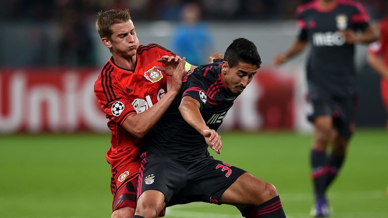 Lars Bender: Battles with Benfica midfielder Enzo Perez