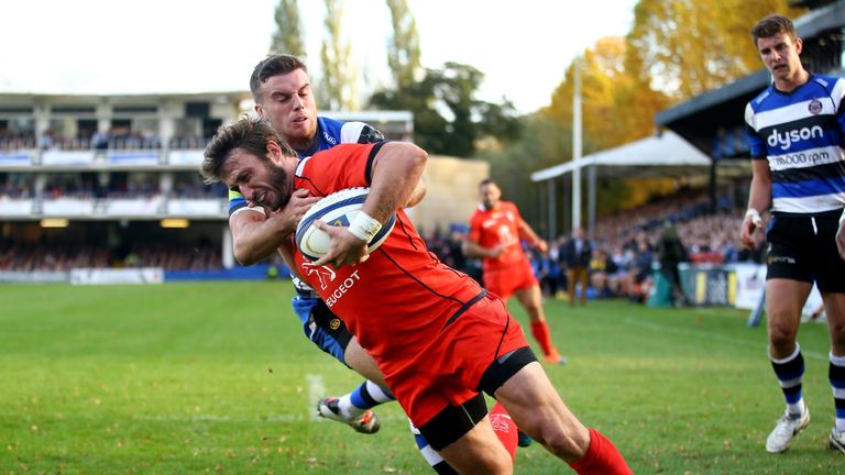 Maxime Medard: Toulouse star holds off George Ford of Bath to score a try