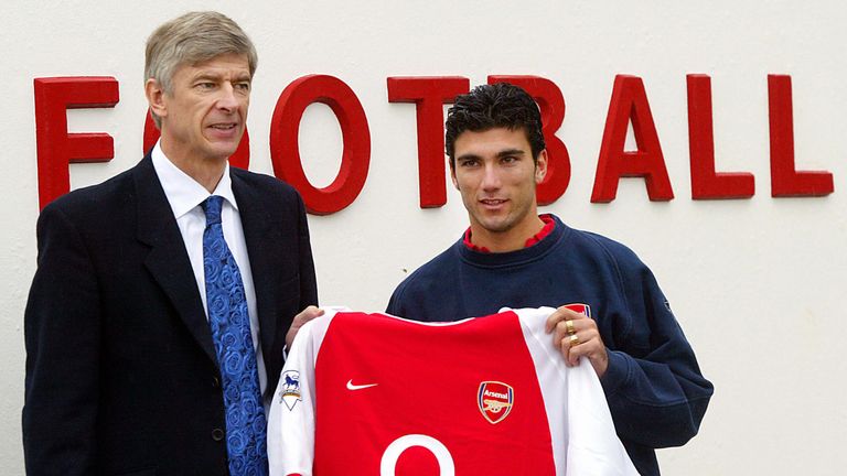 Arsene Wenger signed Reyes for Arsenal in January 2004