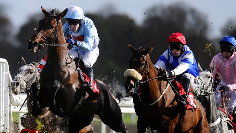Tom Scudamore riding Stars Over The Sea (left) on their way to victory at Kempton