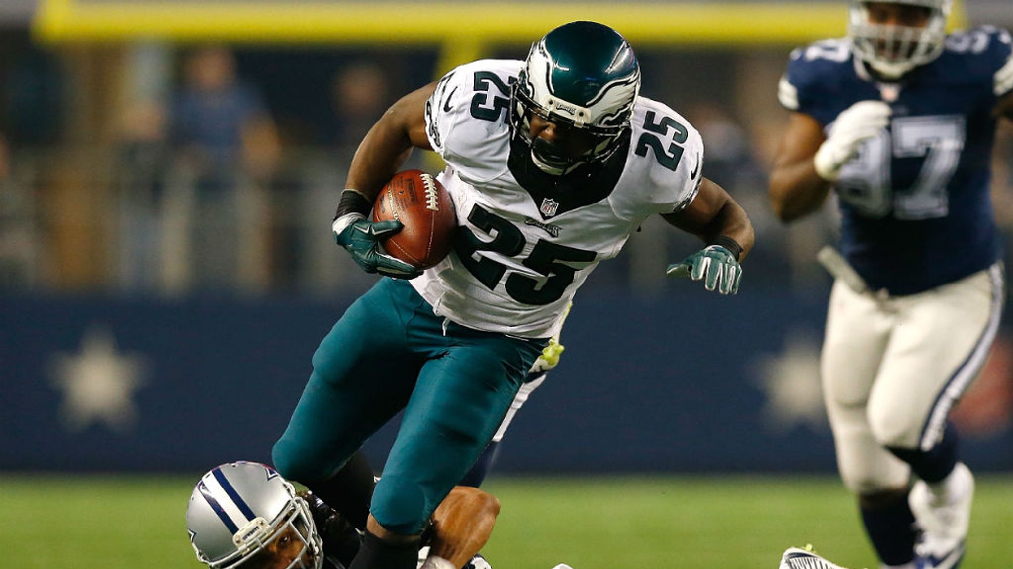 Is LeSean McCoy the greatest living Eagles player?