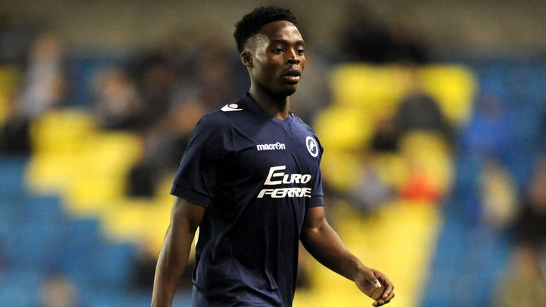 Fred Onyedinma: Loaned to Wycombe