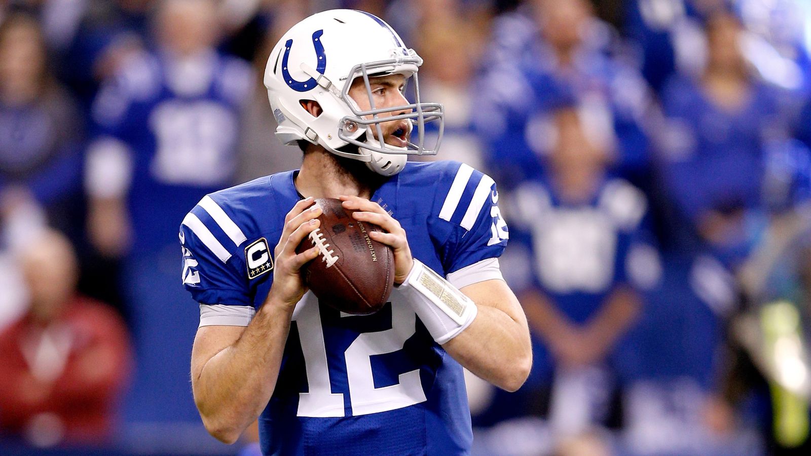 Luck, Colts beat Bengals in AFC wild-card game