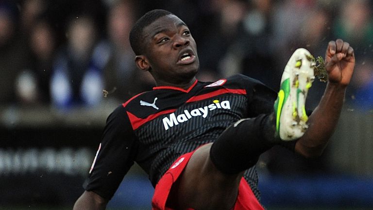 Adedeji Oshilaja: Joins on a six-month loan deal