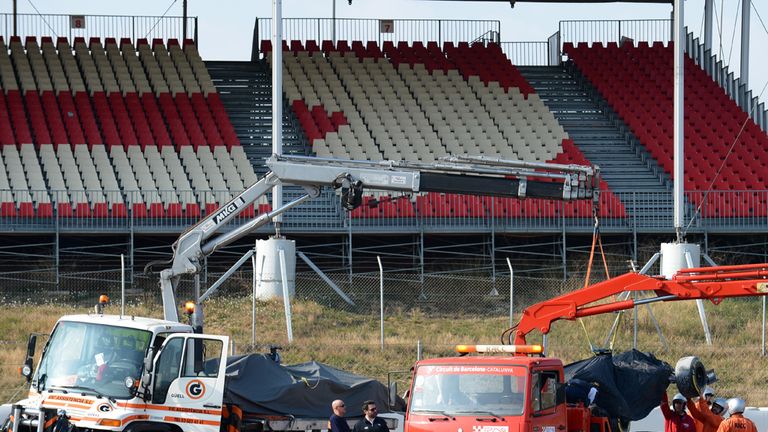The cars of Felipe Nasr and Susie Wolff are recovered