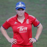 Holly Colvin: Announces return to Sussex