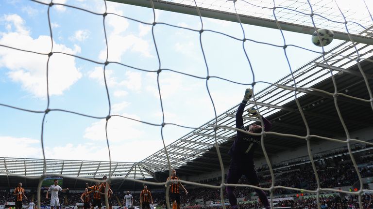 Bafetimbi Gomis: Brilliantly scored Swansea's second