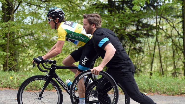 A puncture at a crucial time cost Geraint Thomas dearly