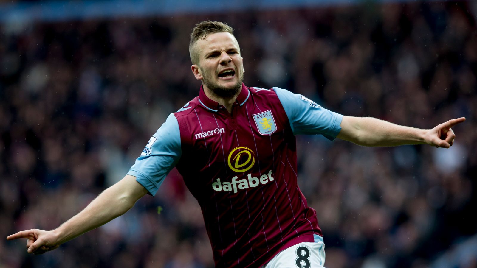 Everton confirm five-year deal with Tom Cleverley | Football News | Sky ...