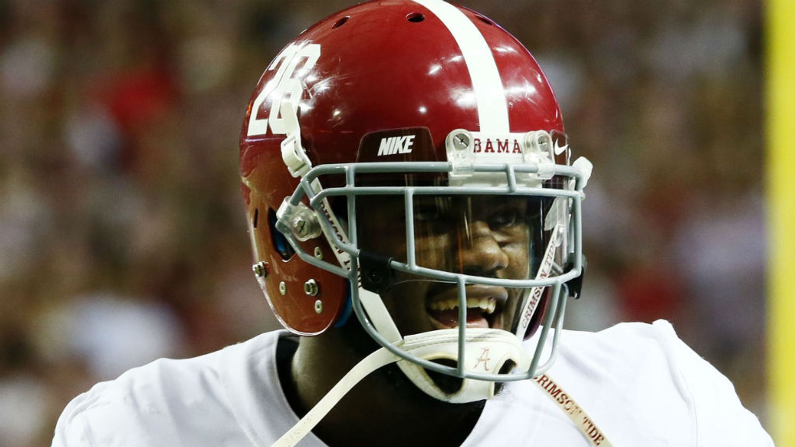 Giants Move Up in N.F.L. Draft to Take Alabama Safety Landon