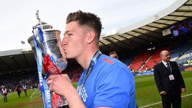 Image of Inverness defender Josh Meekings celebrates winning the William Hill Scottish Cup against Falkirk