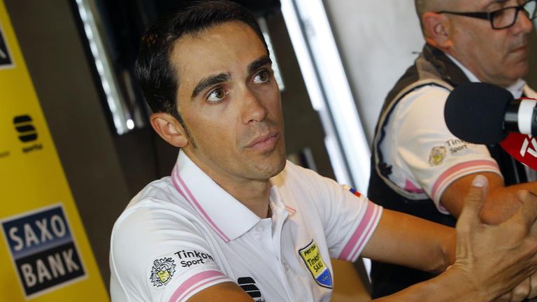 Contador addresses the media during the Giro's first rest day
