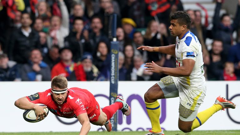  Drew Mitchell scores for Toulon