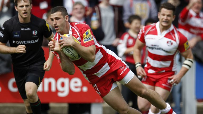 Jonny May dives over for Gloucester's first try against London Irish