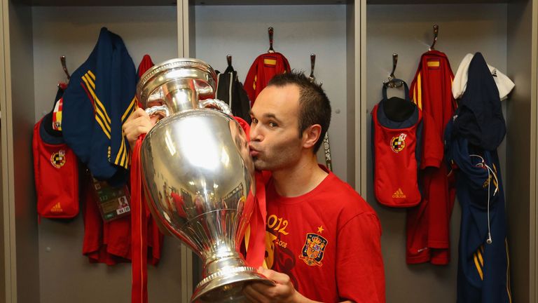 andres-iniesta-spain-italy-euro-2012_3313087.jpg