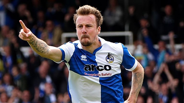 Chris Lines: Returns to his first club