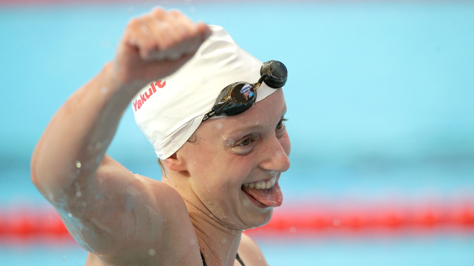 Katie Ledecky breaks her own 1500m world record | Swimming News | Sky ...