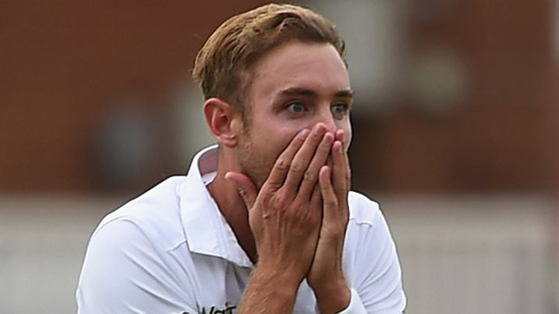 Broad joins us for 2015 Ashes watchalong!