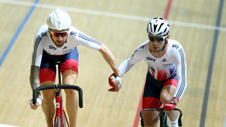Wiggins (left) and Cavendish regained their 2008 world Madison title