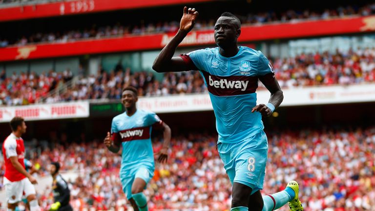 Cheikhou Kouyate celebrates after scoring for West Ham