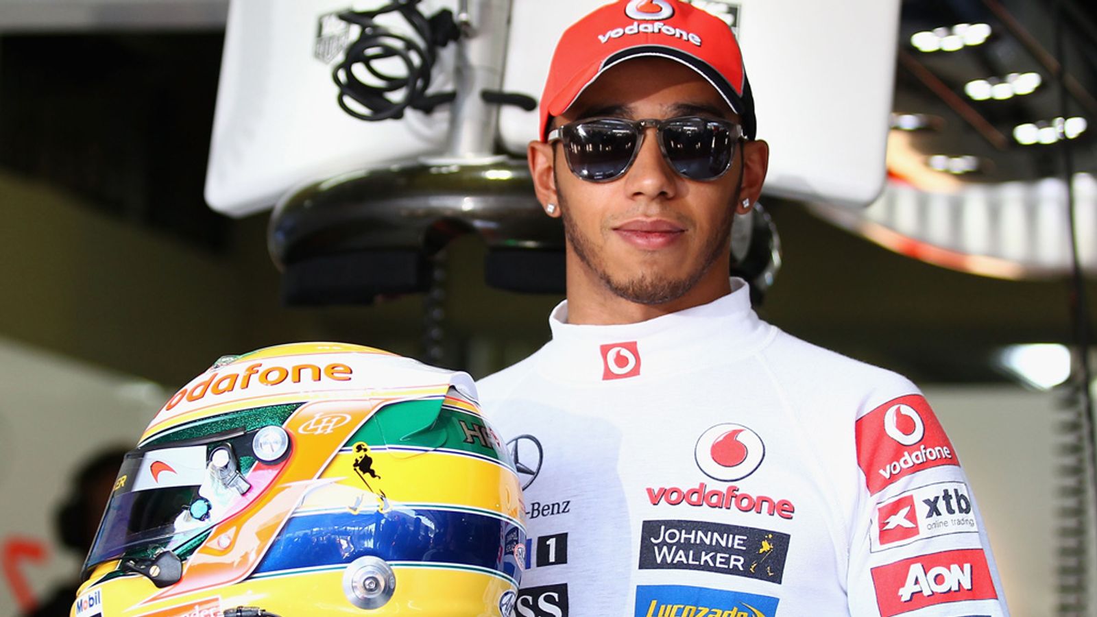 Lewis Hamilton awed by Ayrton Senna comparison as history beckons | F1 News