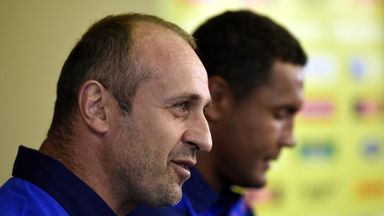 France head coach Philippe Saint-Andre (foreground) happy with his players