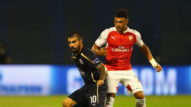 Paulo Machado is closed down by Alex Oxlade-Chamberlain