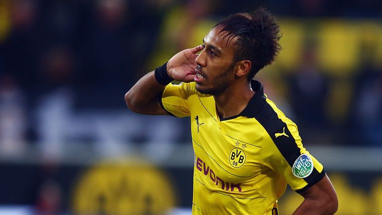 Pierre-Emerick Aubameyang confirms Borussia Dortmund stay ...