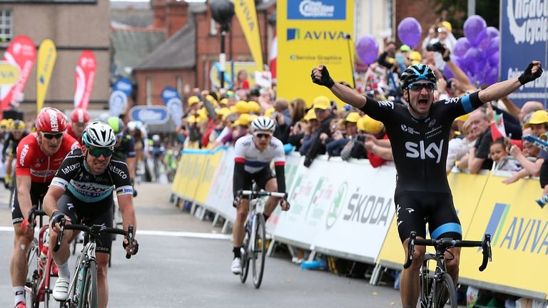 Elia Viviani sprinted to victory on stage one