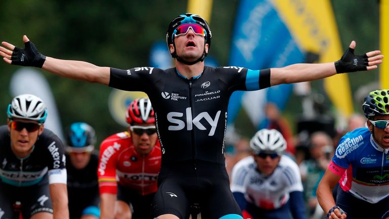 Elia Viviani picked up his second win on stage three                                                                                       