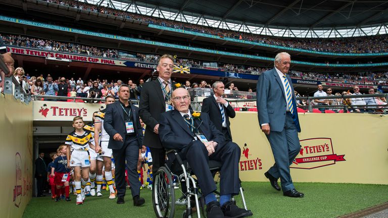 Jack Fulton leads out Castleford for the 2014 Challenge Cup final