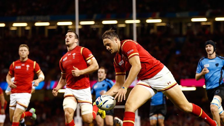 Cory Allen secures a bonus point with Wales' fourth try