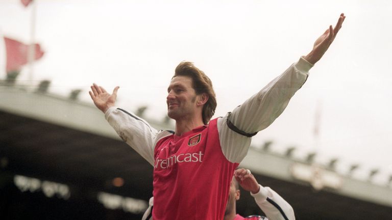 Tony Adams celebrates scoring for Arsenal against Leicester on December 26, 2000