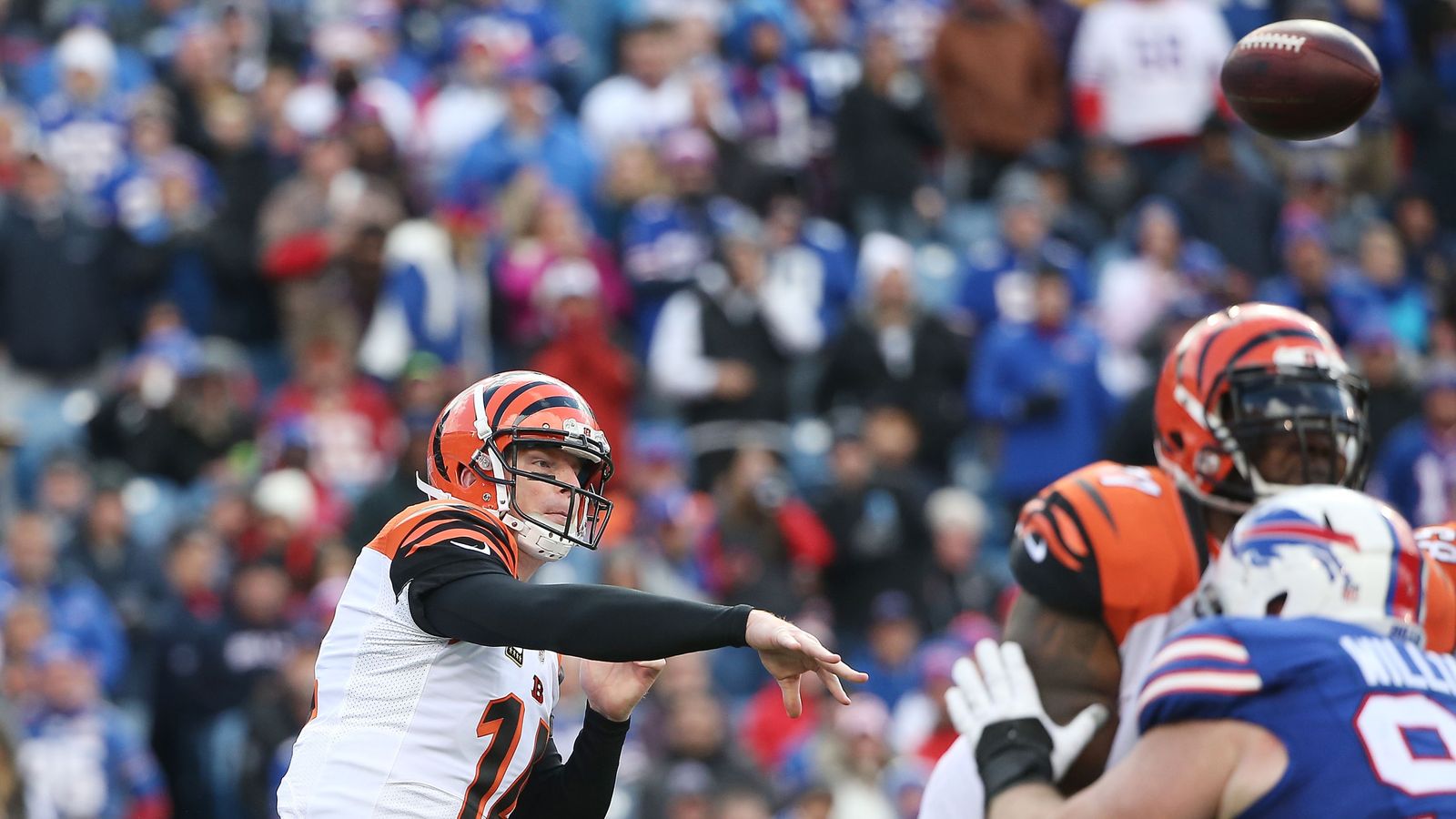 Cincinnati Bengals record sixth straight win with victory at Buffalo