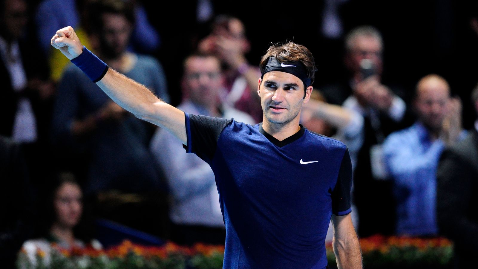 Roger Federer beats Philipp Kohlschreiber to reach the ...