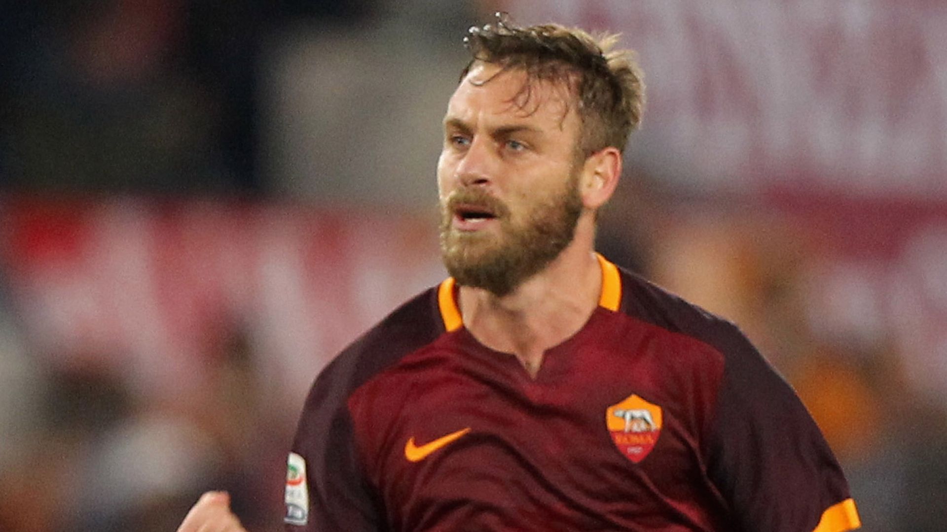 Fiorentina want De Rossi as new manager