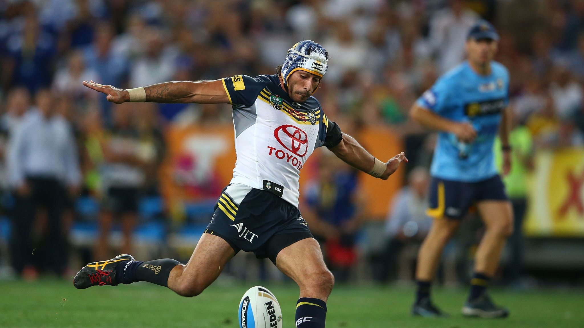 NRL Grand Final: North Queensland Cowboys beat Brisbane Broncos in  golden-point thriller - ABC News