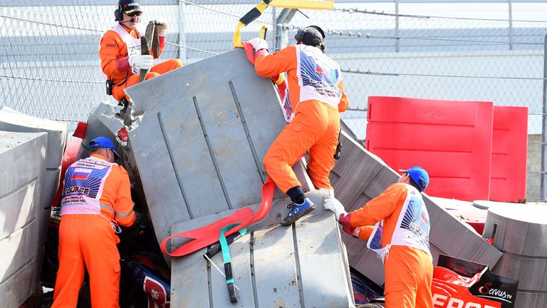 Drivers query Tecpro barriers after Carlos Sainz crash in Sochi F1 News