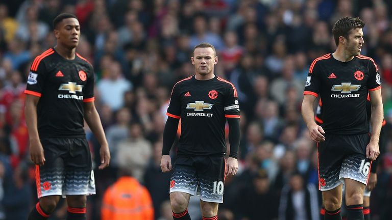 Anthony Martial (L) had the best of Manchester United's chances but was kept out by Petr Cech