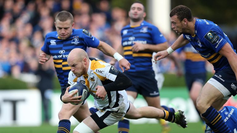 Joe Simpson scores Wasps' second try against Leinster