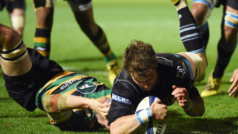 Peter Horne scored in the Glasgow fightback but they were unable to claw back the deficit