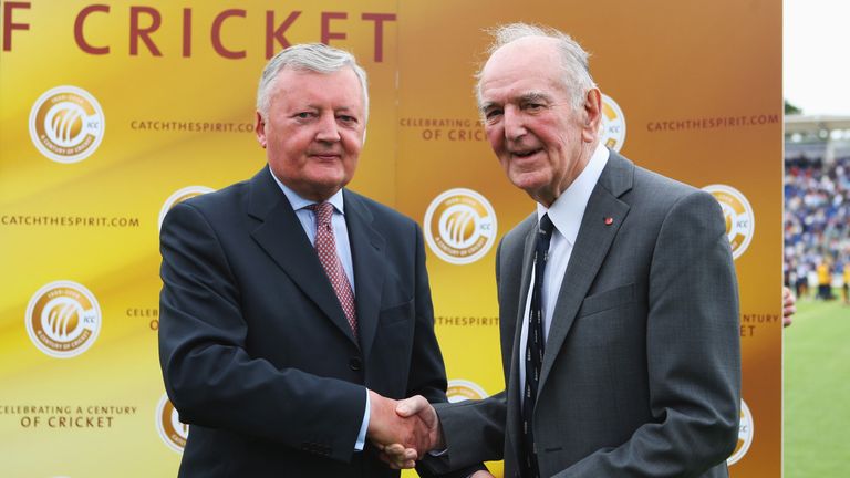 Tom Graveney (R) is inducted into the ICC Cricket Hall of Fame in 2009 by then-ICC President David Morgan