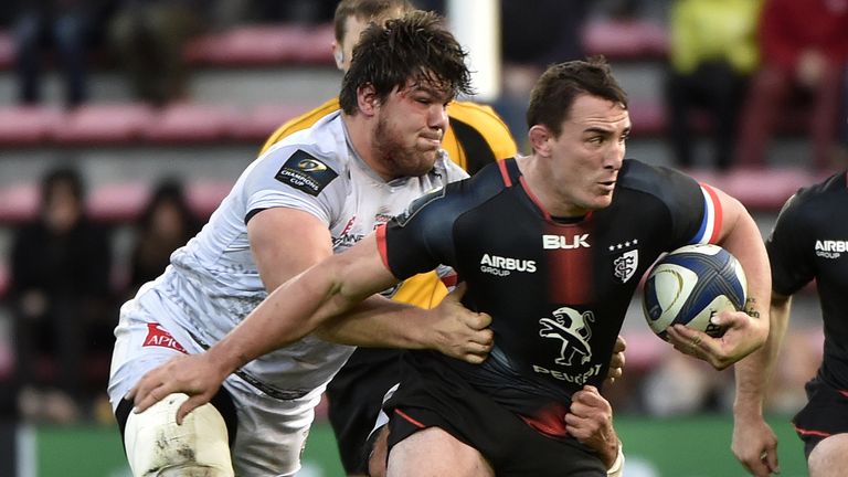 Louis Picamoles was at his powerful best against a strong-willed Oyonnax side.