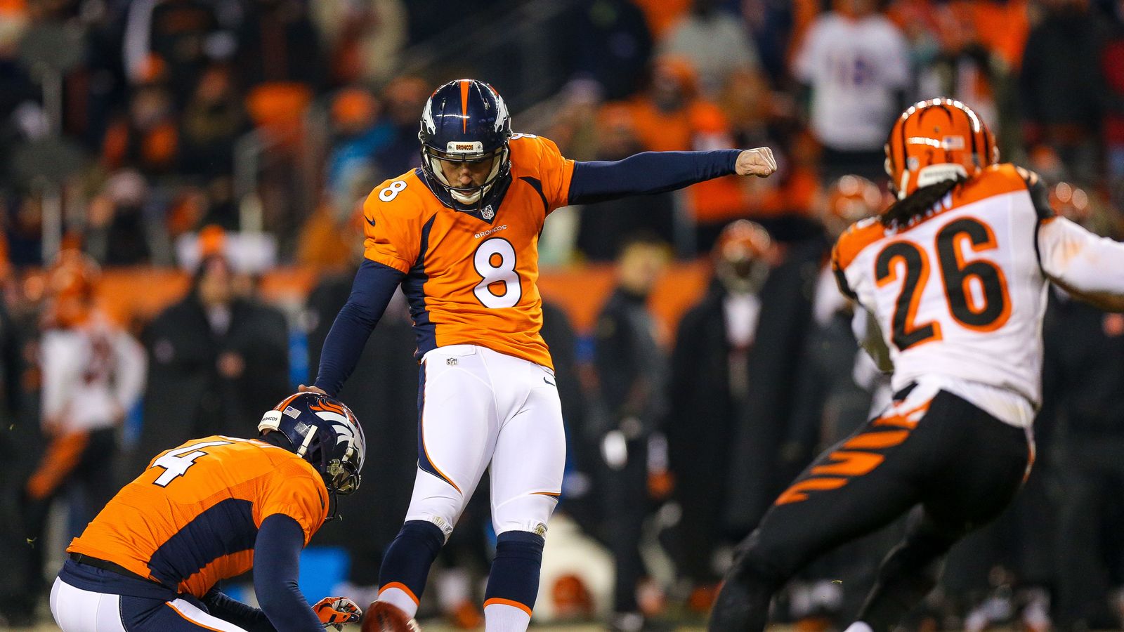 brandon-mcmanus-failed-miserably-with-a-last-minute-field-goal-attempt