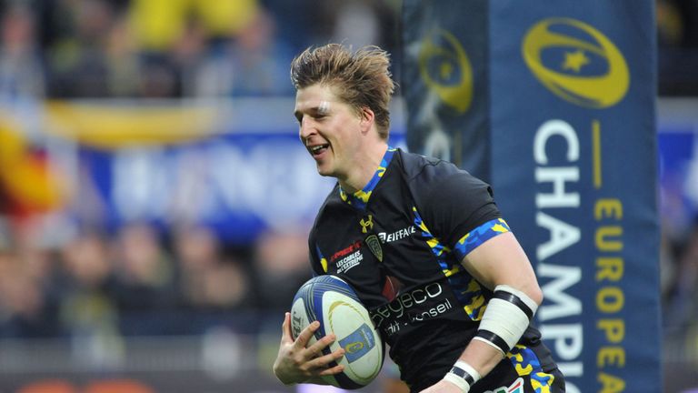 England winger David Strettle starts for Clermont