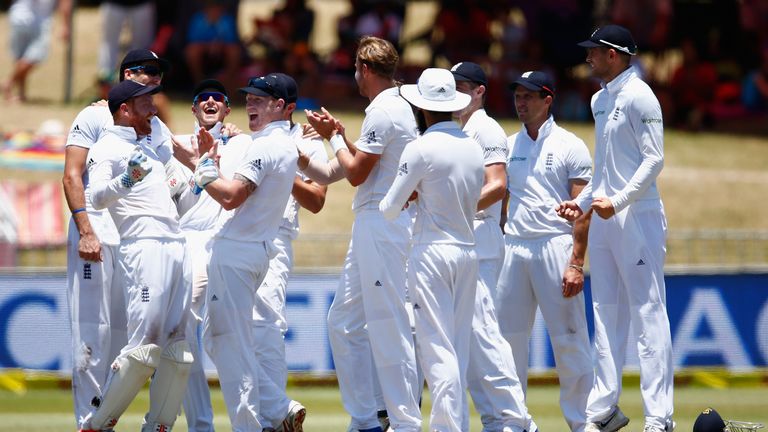 England beat South Africa in Durban
