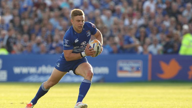 Ian Madigan made the break to set up the Leinster try