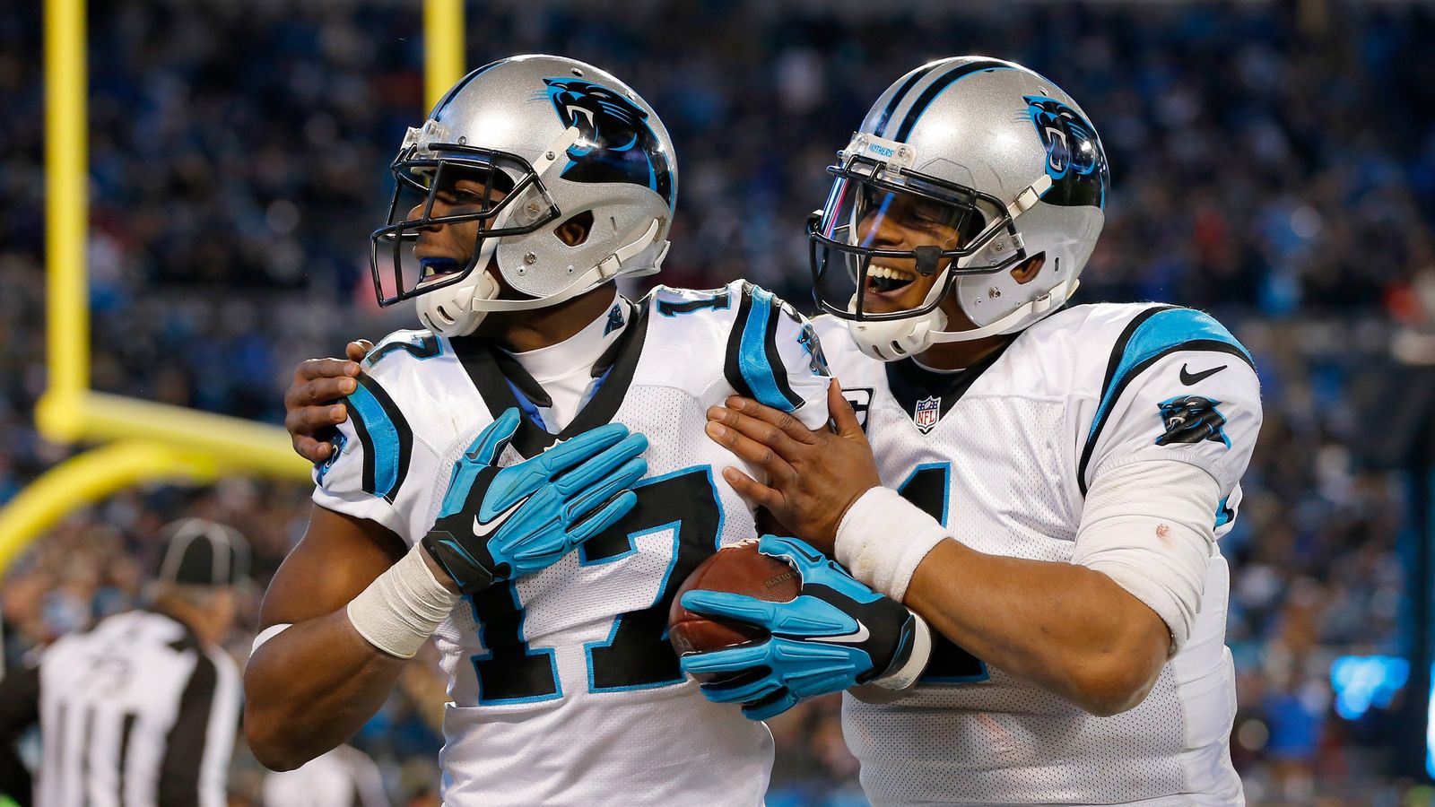 Cam Newton's 'super' effort leads Panthers to 49-15 rout of Cardinals