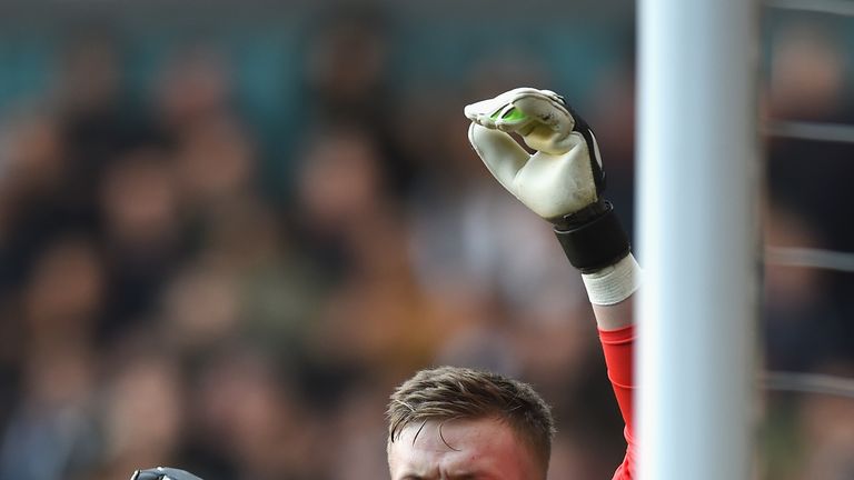 Jordan Pickford is now under contract to Sunderland until 2020